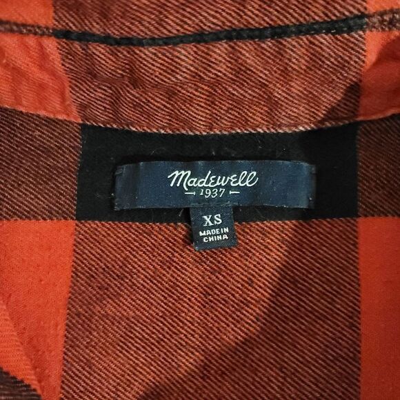 Madewell Ex-Boyfriend Red and Black Buffalo Check Button Down Shirt, Size XS - Picture 3 of 4